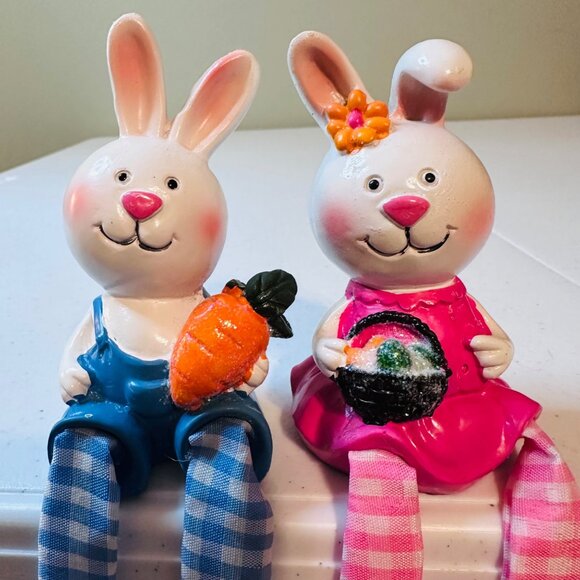Pair of Easter bunny shelf sitters springtime spring decoration buffalo plaid - Picture 6 of 8